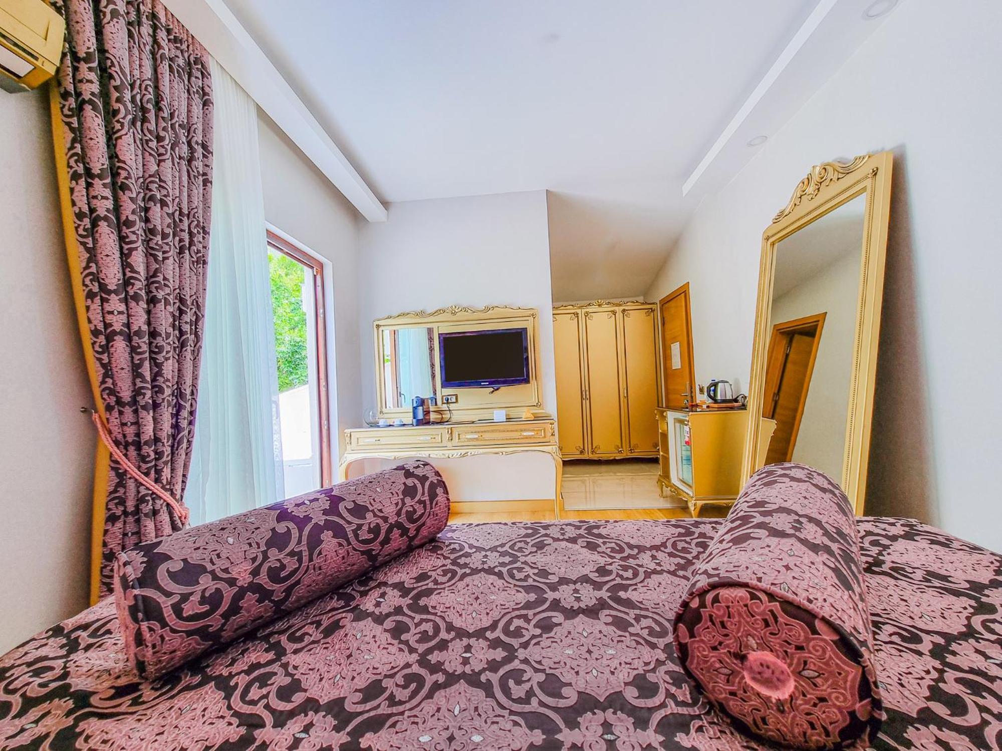 Sundia By Liberty Oludeniz (Adults Only) Hotell Exteriör bild