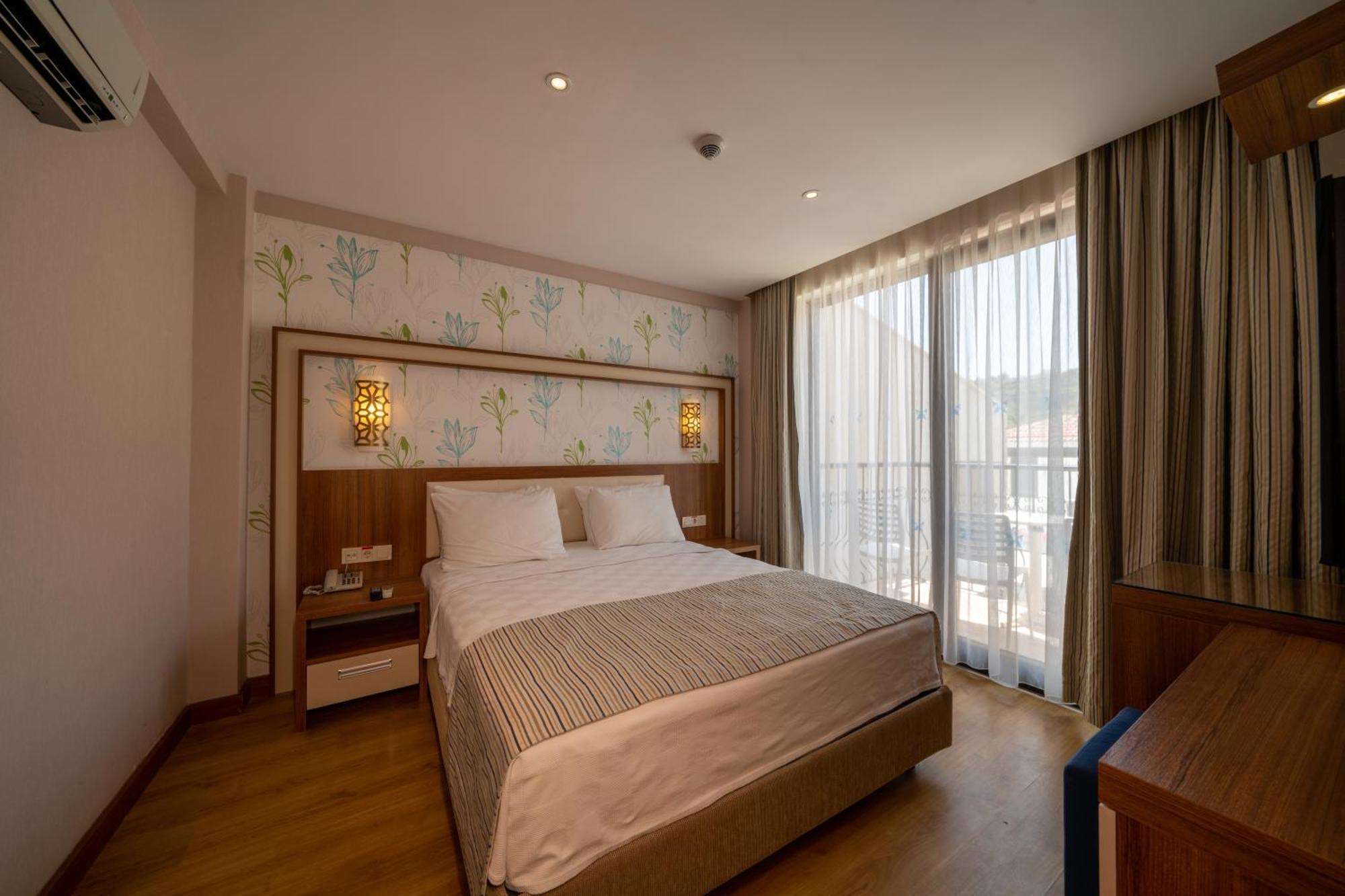 Sundia By Liberty Oludeniz (Adults Only) Hotell Exteriör bild