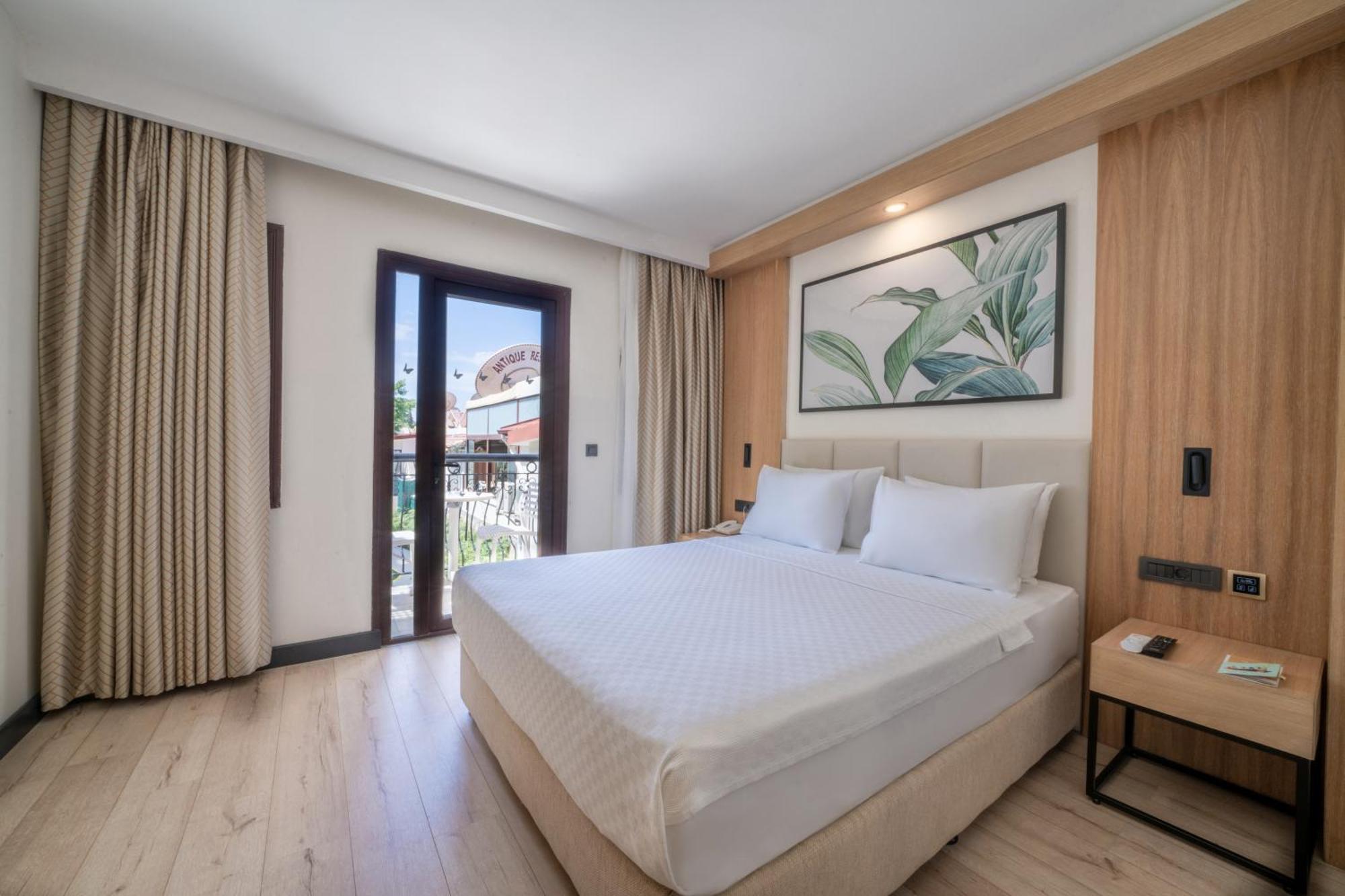 Sundia By Liberty Oludeniz (Adults Only) Hotell Exteriör bild