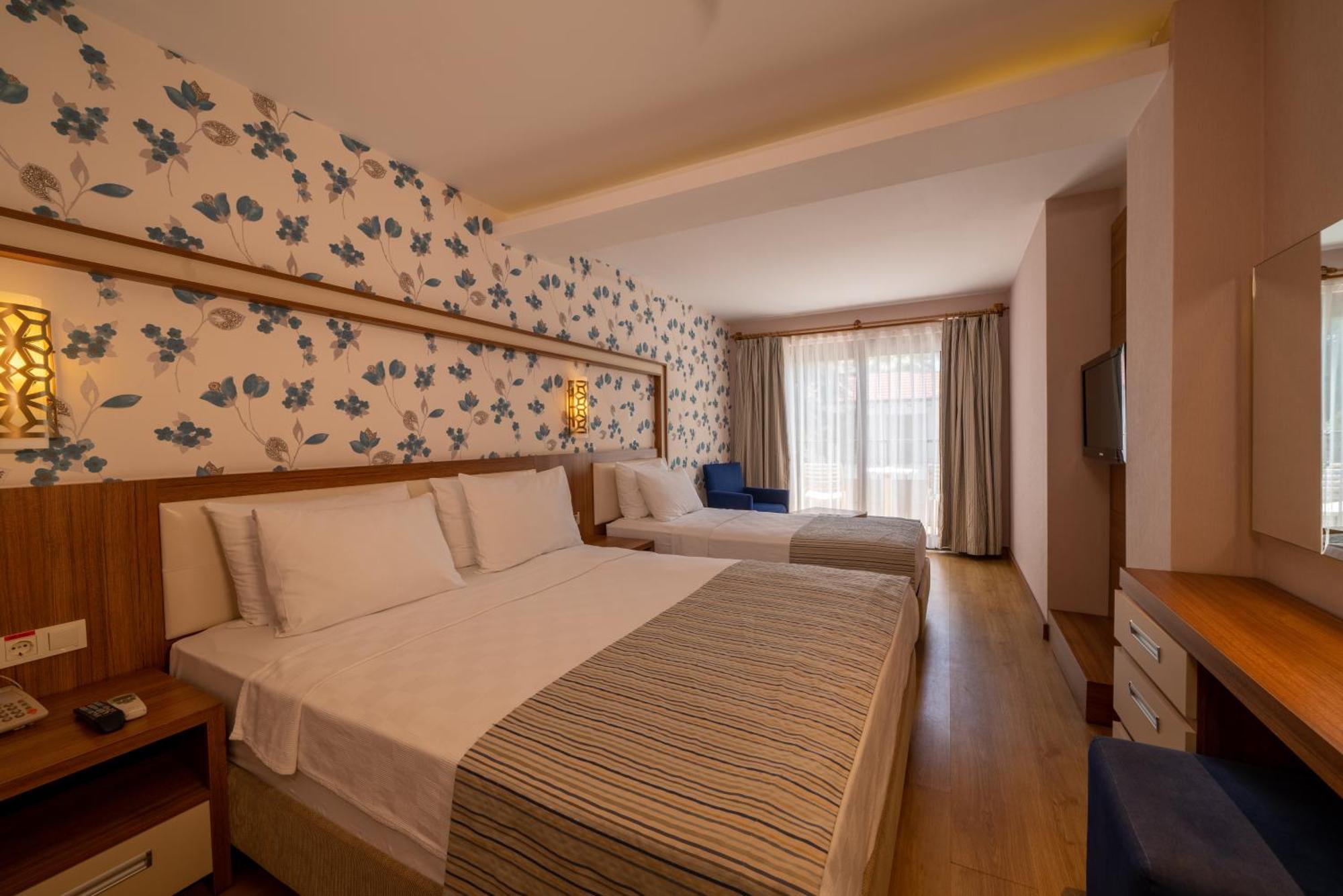 Sundia By Liberty Oludeniz (Adults Only) Hotell Exteriör bild